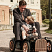 Черная машина Classic Family Car D.THRONE | Фото 13