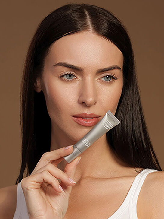 Увлажняющий гель для век против отёчности Doctor Babor. Для эффекта отдохнувшей кожи вокруг глаз.  | Фото 5