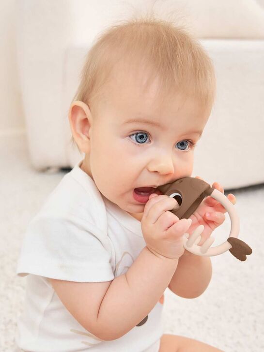 Прорезыватель Рыбка, силиконовый, кофейный Mombella | Фото 6