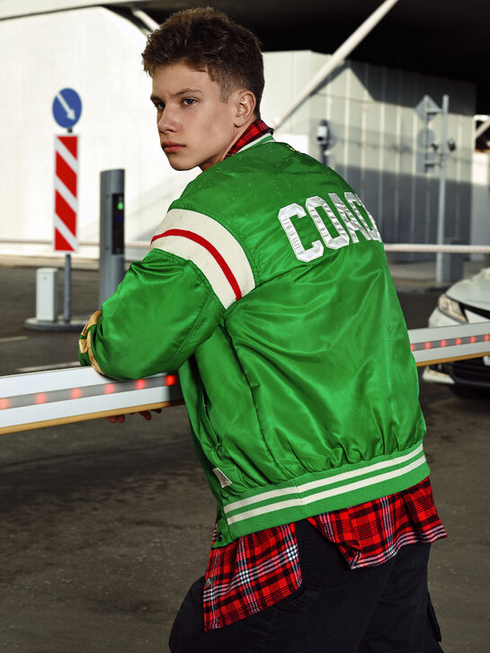 Куртка-бомбер с цветными патчами Barrow | Фото 3