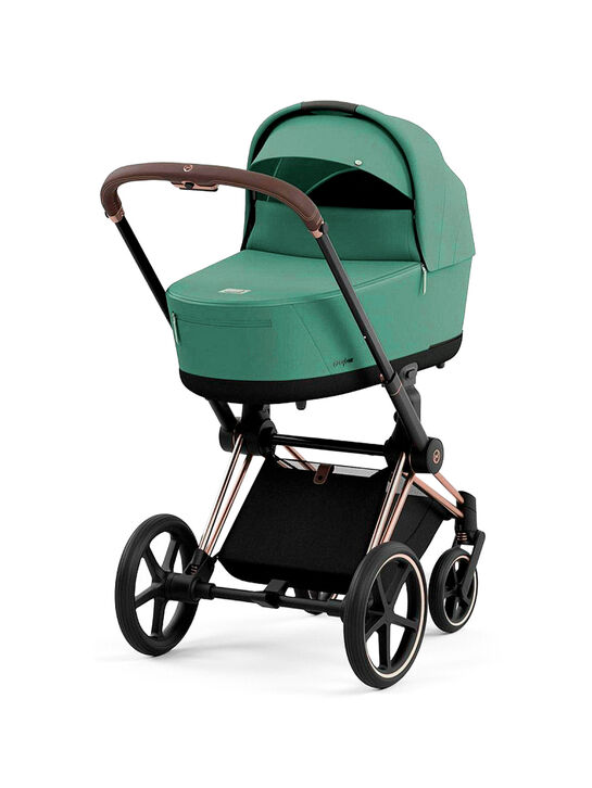 Коляска 3 в 1 Priam IV Rosegold цвет Leaf Green в комплекте со спальным блоком Lux Carry Cot, креслом Cloud T и Базой Isofix CYBEX | Фото 3