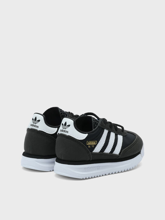 Черные кроссовки с белой отделкой Adidas | Фото 3