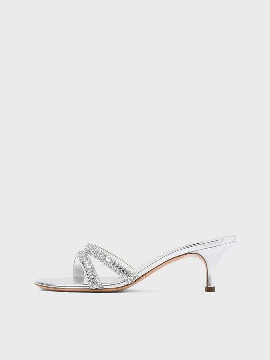 Босоножки Julia на каблуке, серебристые Casadei | Фото 1