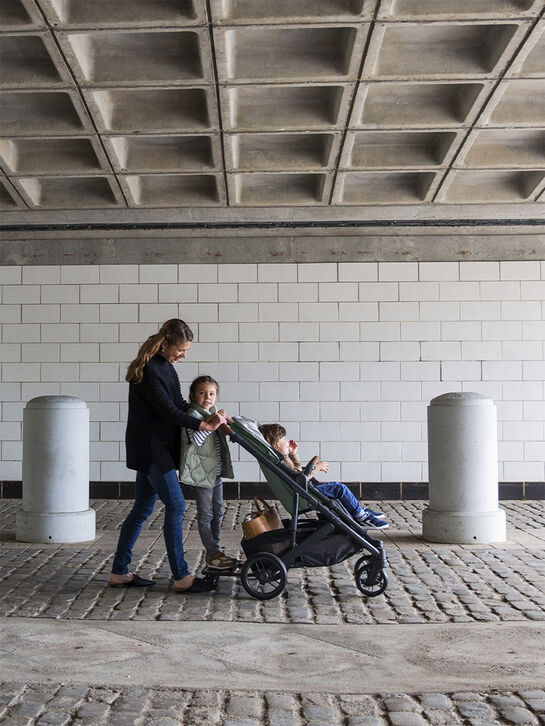 Прогулочная коляска Cruz V2 GWEN UPPAbaby | Фото 16