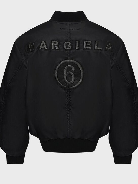 Куртка-бомбер утепленная с логотипом на спине, черная MM6 | Фото 2