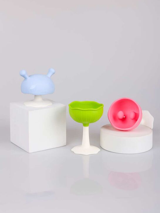 Прорезыватель Грибочек, силиконовый, зелёный Mombella | Фото 4