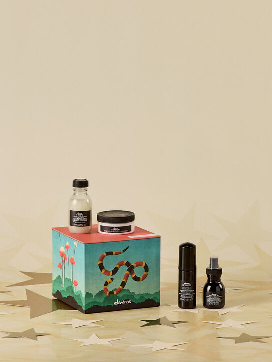 Набор OI Mini для абсолютной красоты волос &quot;Elegant Tropic Forest&quot; Davines | Фото 2