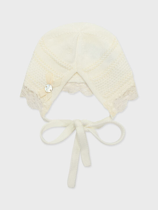 Чепчик вязаный с кружевной отделкой Paz Rodriguez | Фото 2