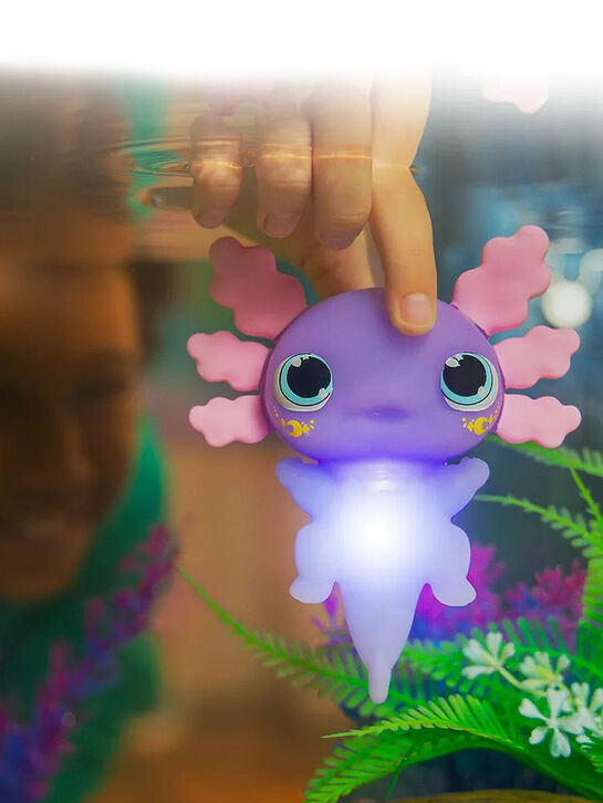 Сквиш-игрушка &quot;Аксолотль&quot;, светящийся в темноте Goliath | Фото 5