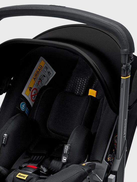Коляска-автокресло Dоona i Nitro Black в комплекте с базой ISOFIX Doona | Фото 7