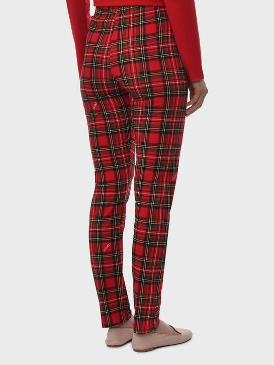Пижама с брюками в клетку, красная Eirene | Фото 8