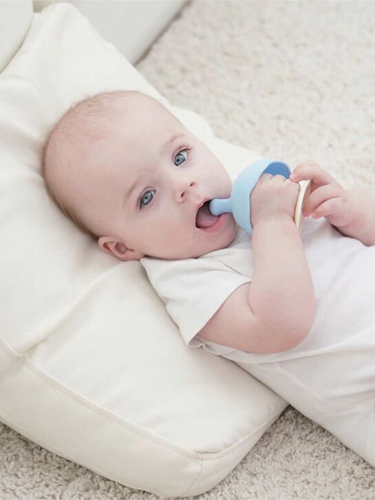 Прорезыватель Грибочек, силиконовый, зелёный Mombella | Фото 3