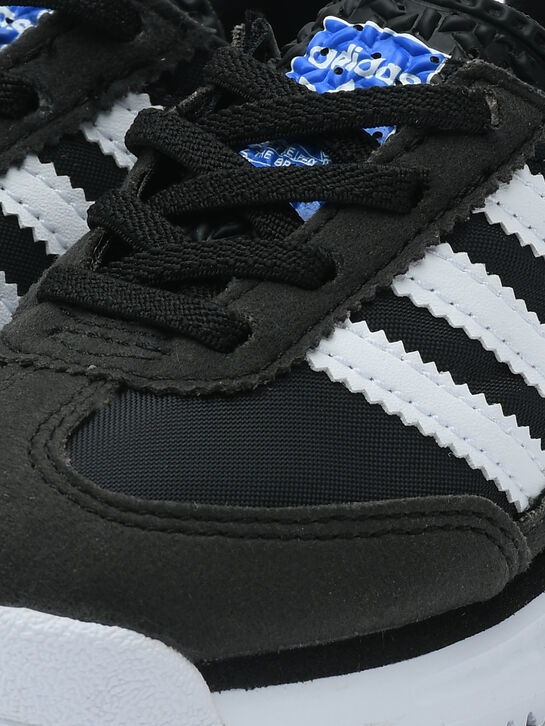 Черные кроссовки с белой отделкой Adidas | Фото 7