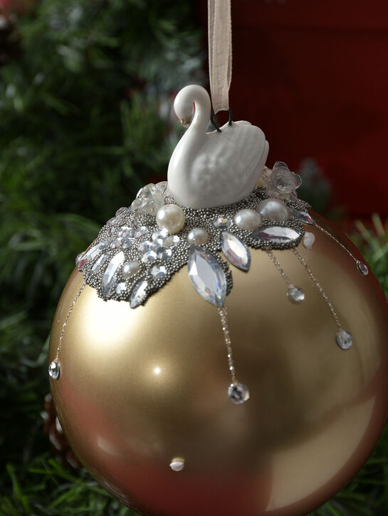 Шар &quot;Лебедь с бусинами&quot;, 13см Goodwill | Фото 4