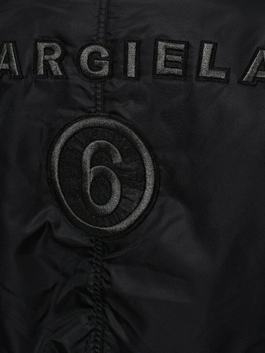 Куртка-бомбер утепленная с логотипом на спине, черная MM6 | Фото 4