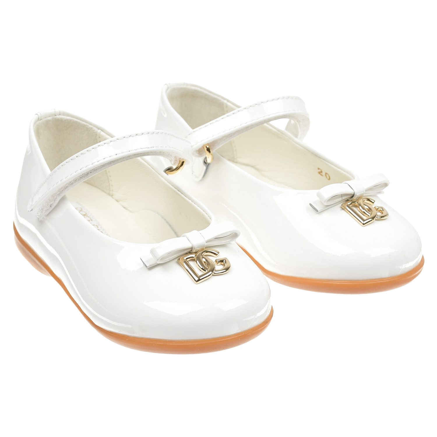 Белые лаковые туфли Dolce&Gabbana белые кожаные туфли с бантом и сердечком pretty ballerinas
