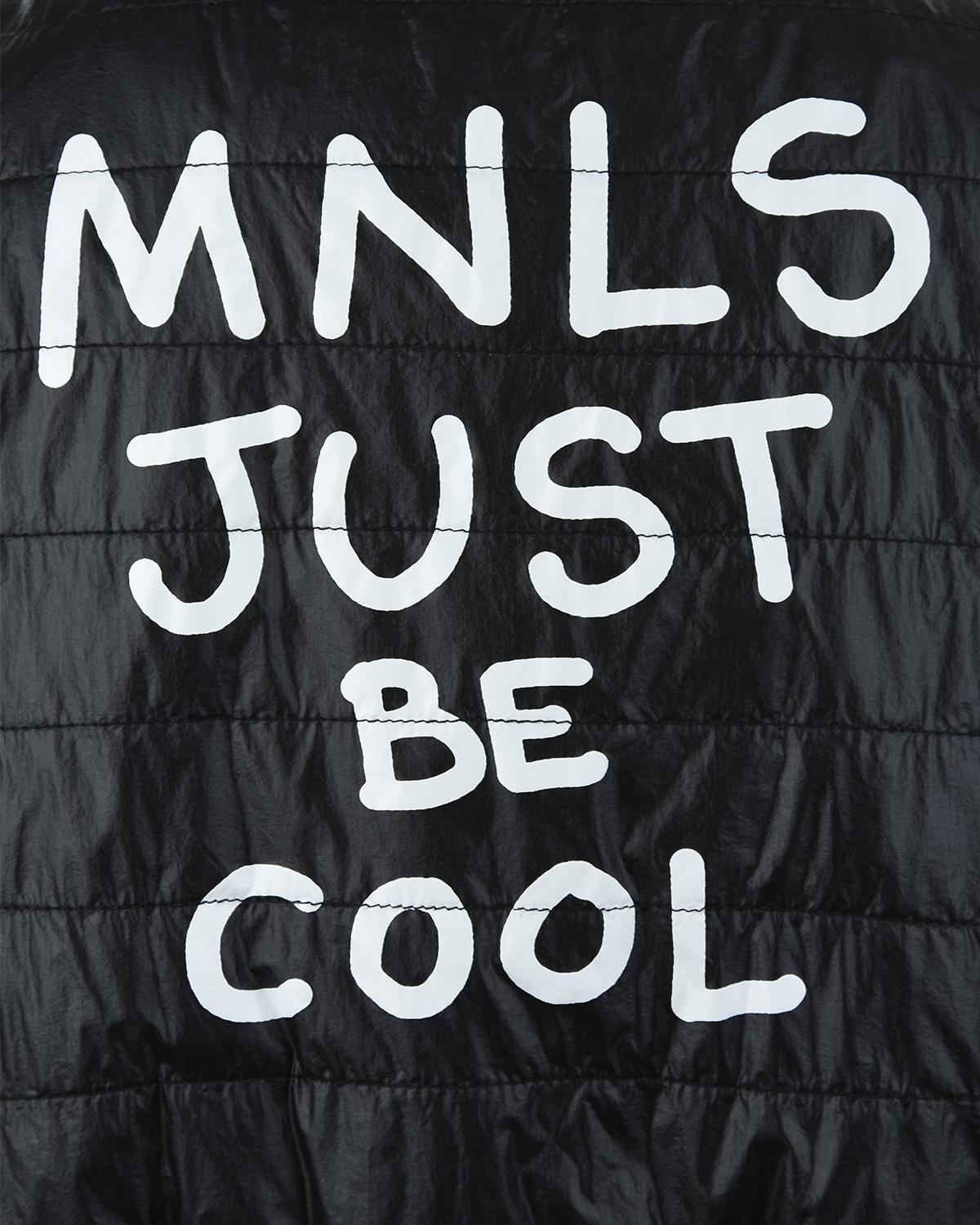 Черная куртка "Just be cool" c акцентными рукавами Monnalisa детская - фото 5