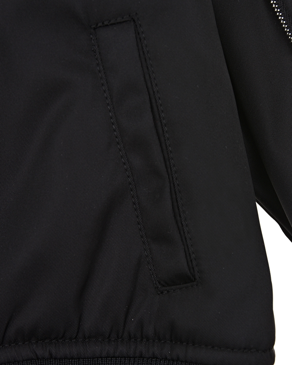Черная куртка-бомбер с карманом на рукаве Dior детская - фото 4