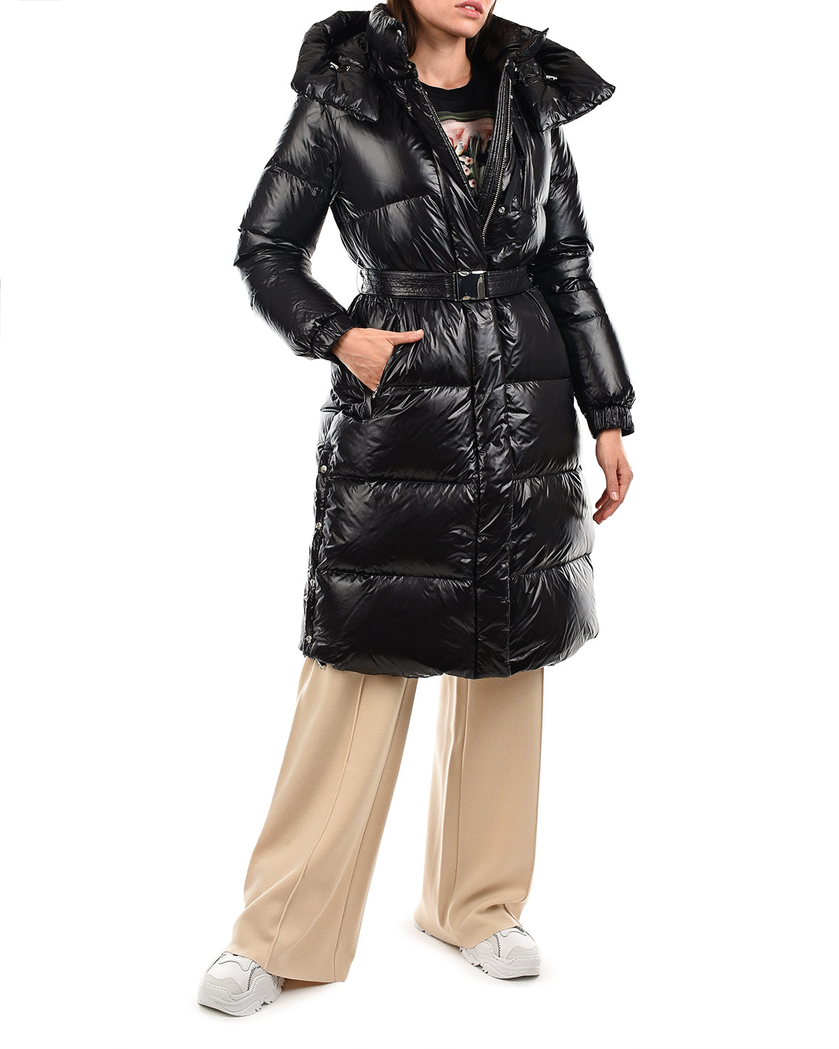 Черное пальто-пуховик с капюшоном Woolrich, размер 40, цвет черный - фото 3