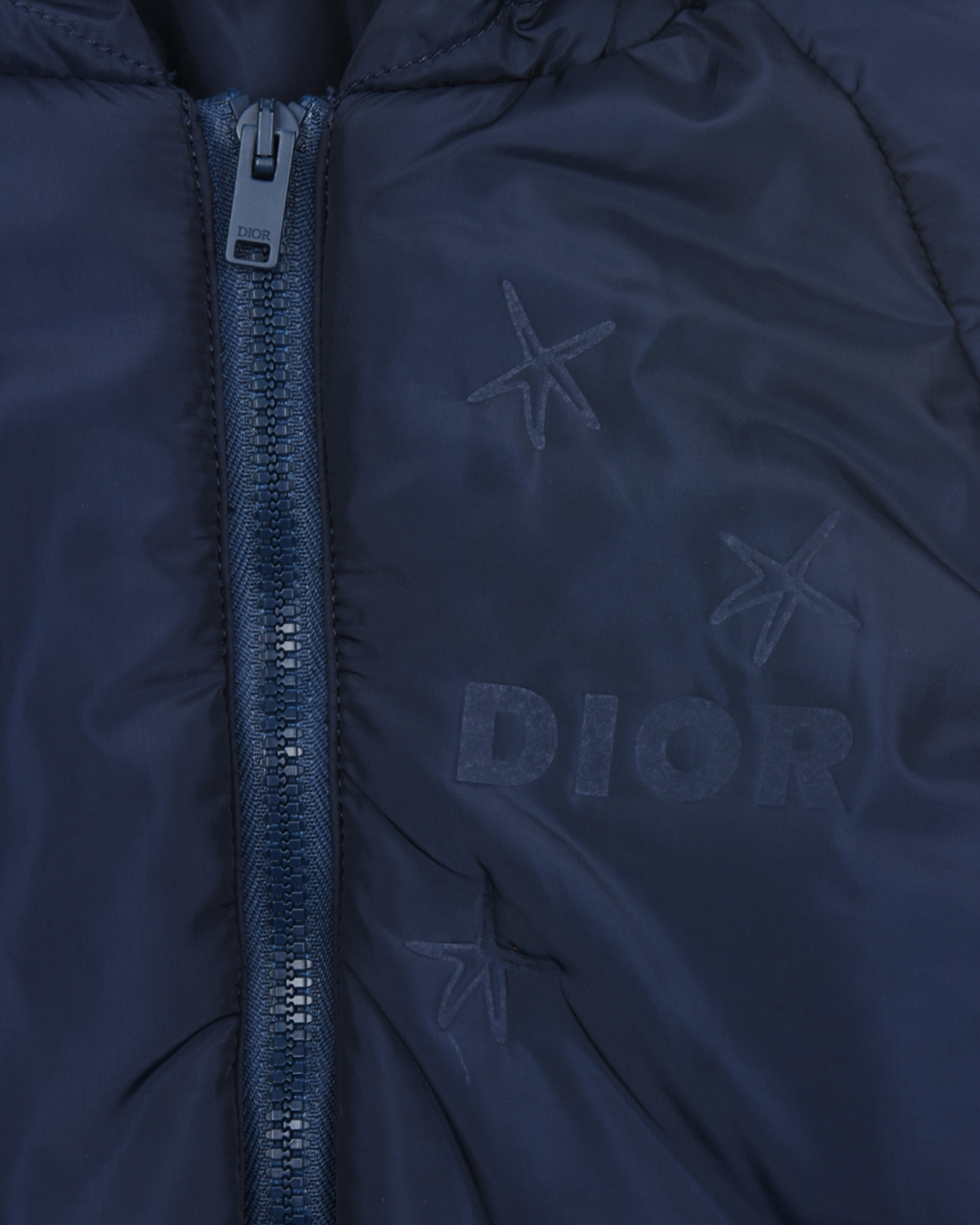 Синяя куртка-бомбер с капюшоном Dior детская, размер 92, цвет синий - фото 3