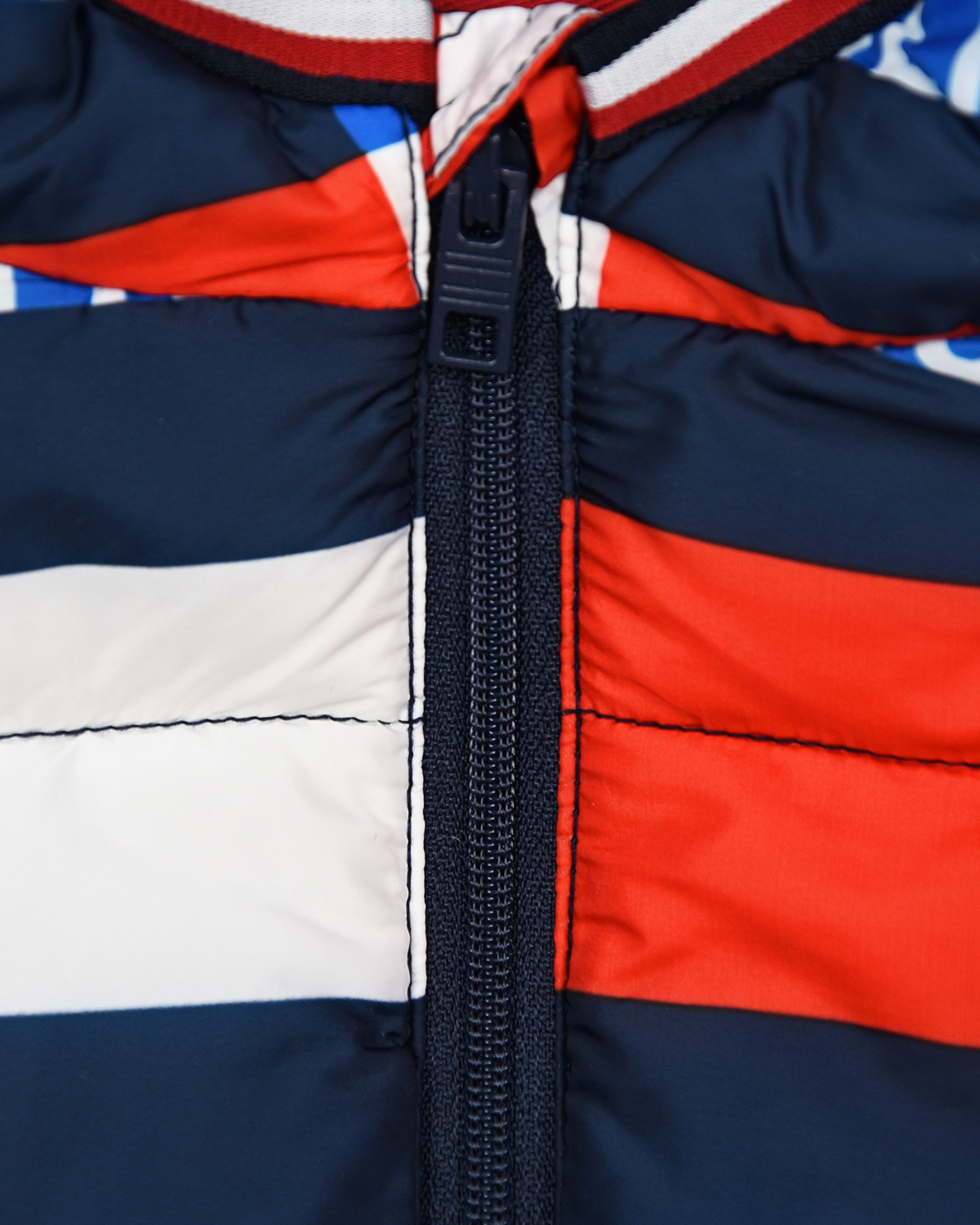 Демисезонная куртка в стиле color block Tommy Hilfiger детская, размер 80, цвет мультиколор - фото 3