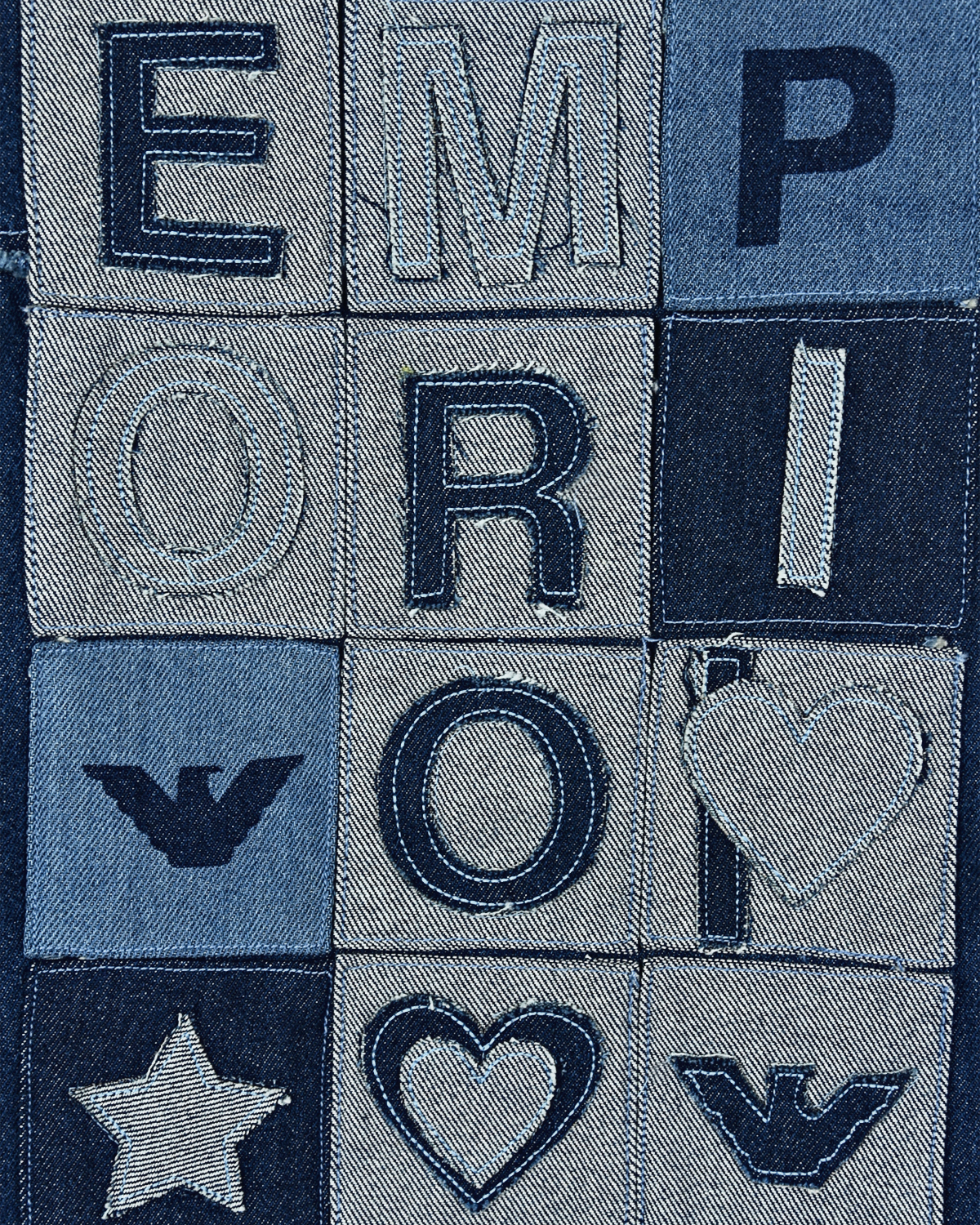 Синяя джинсовая куртка с аппликациями Emporio Armani детская - фото 3