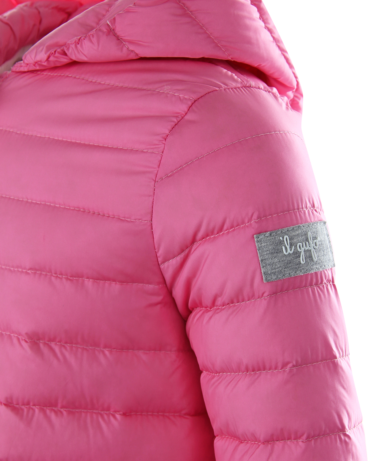 Розовая стеганая куртка с цветами на карманах IL Gufo детская - фото 4