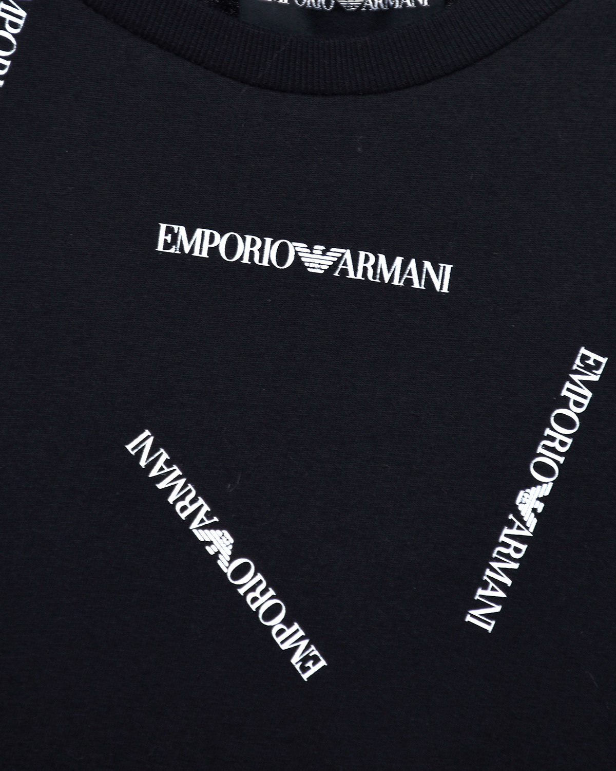 Черная футболка со сплошным принтом Emporio Armani детская - фото 3