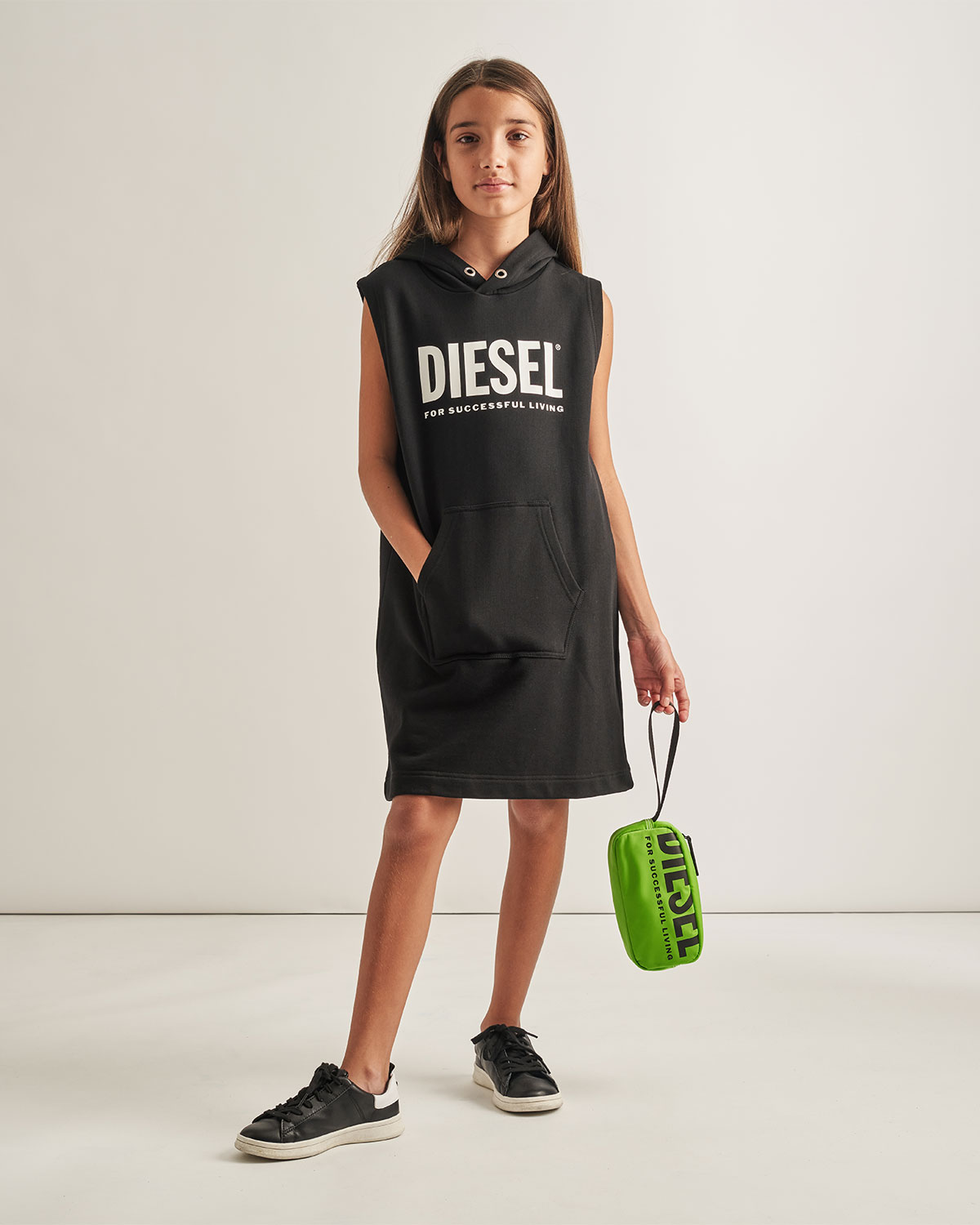 Черное трикотажное платье с капюшоном Diesel детское, размер 140, цвет черный - фото 2