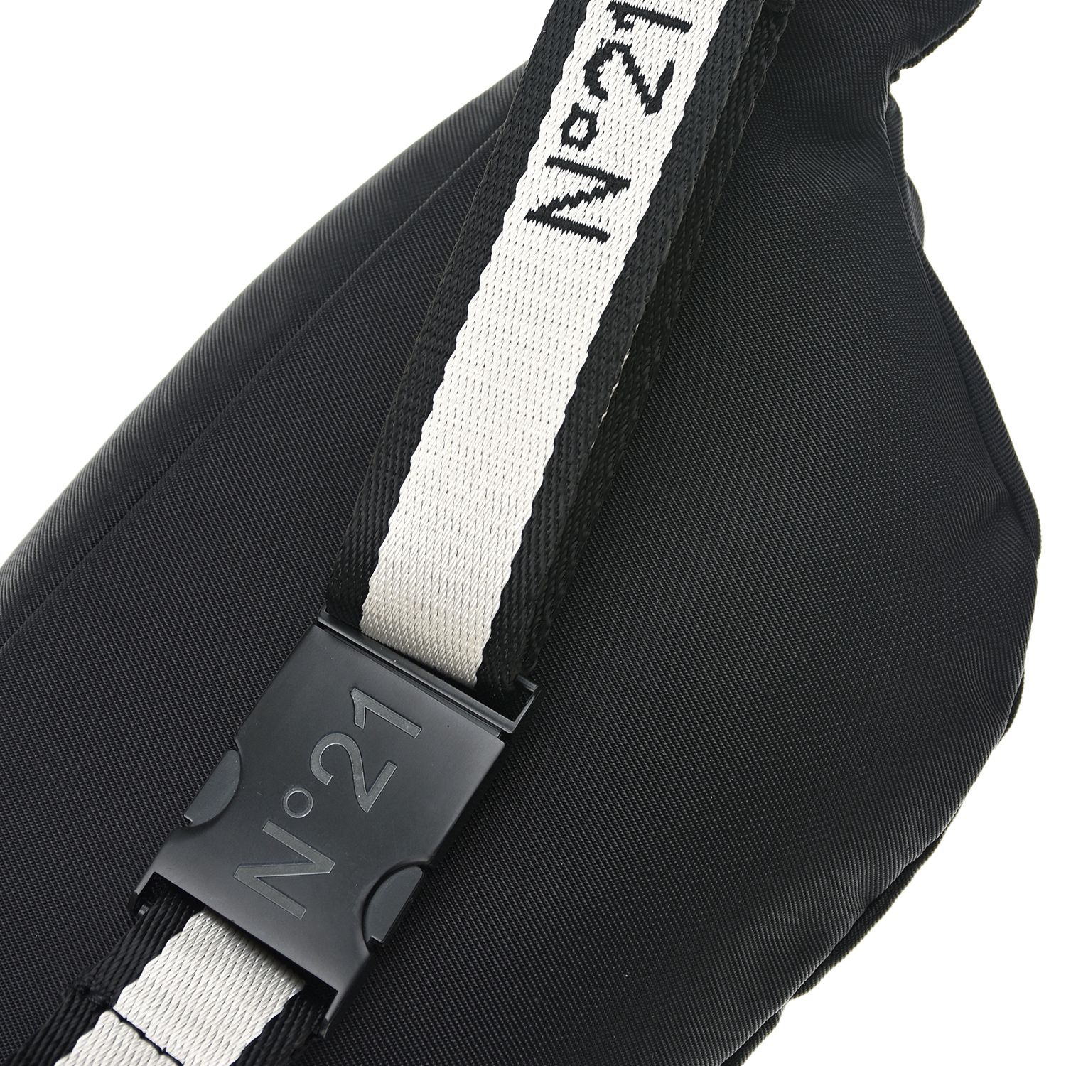 Черная поясная сумка с глянцевым логотипом, 20х6,5х13 см No. 21 детская, размер unica, цвет черный - фото 5