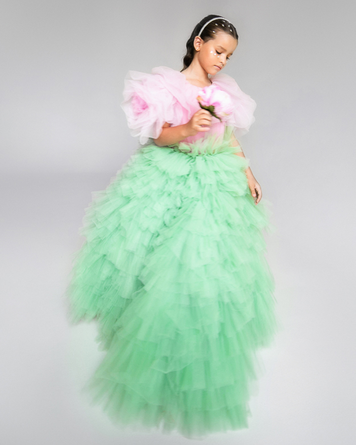 Платье с зеленой пышной юбкой Sasha Kim детское, размер 128, цвет мультиколор - фото 2