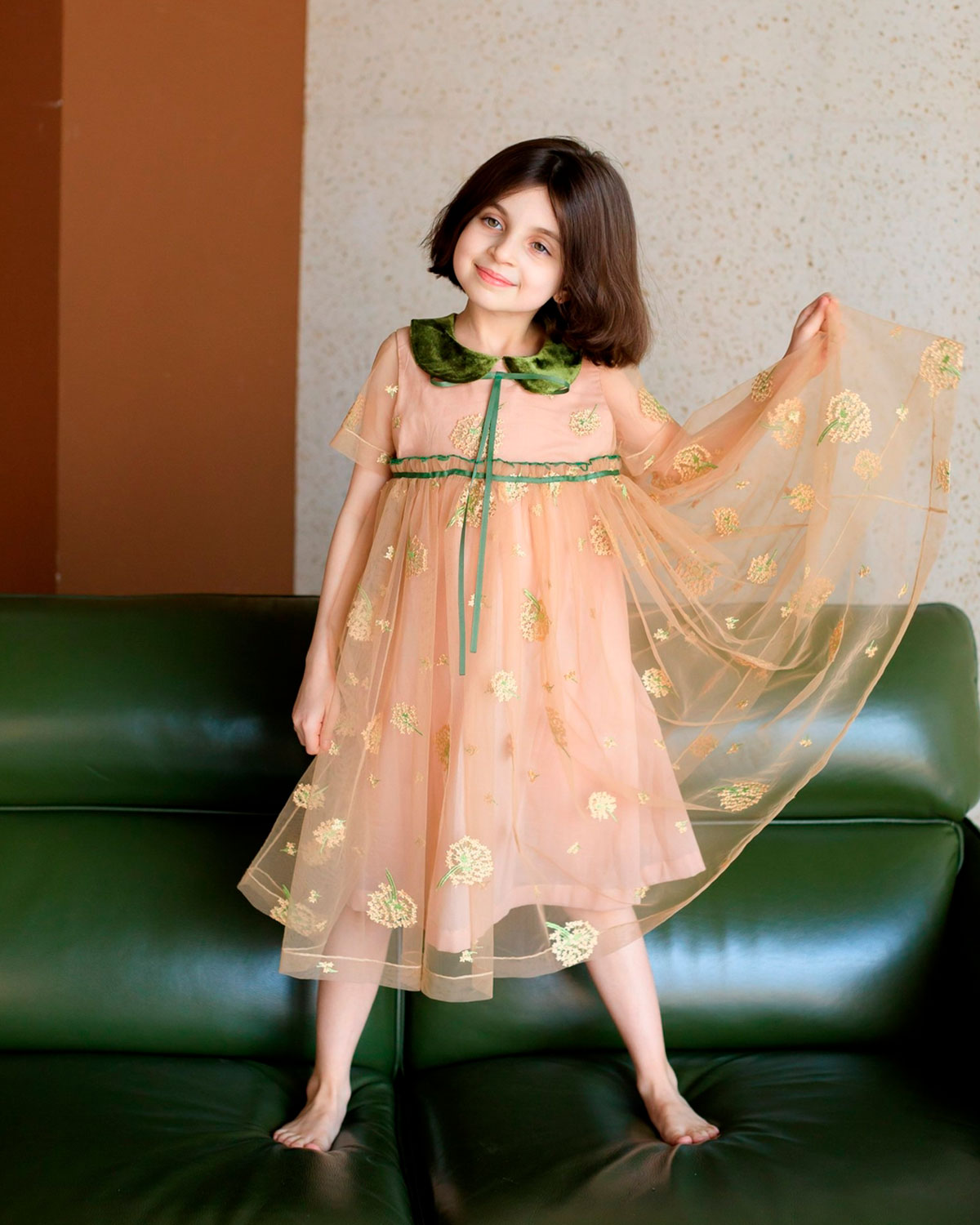 Платье с вышивкой "гортензии" Zhanna&Anna детское, размер 116, цвет зеленый - фото 2