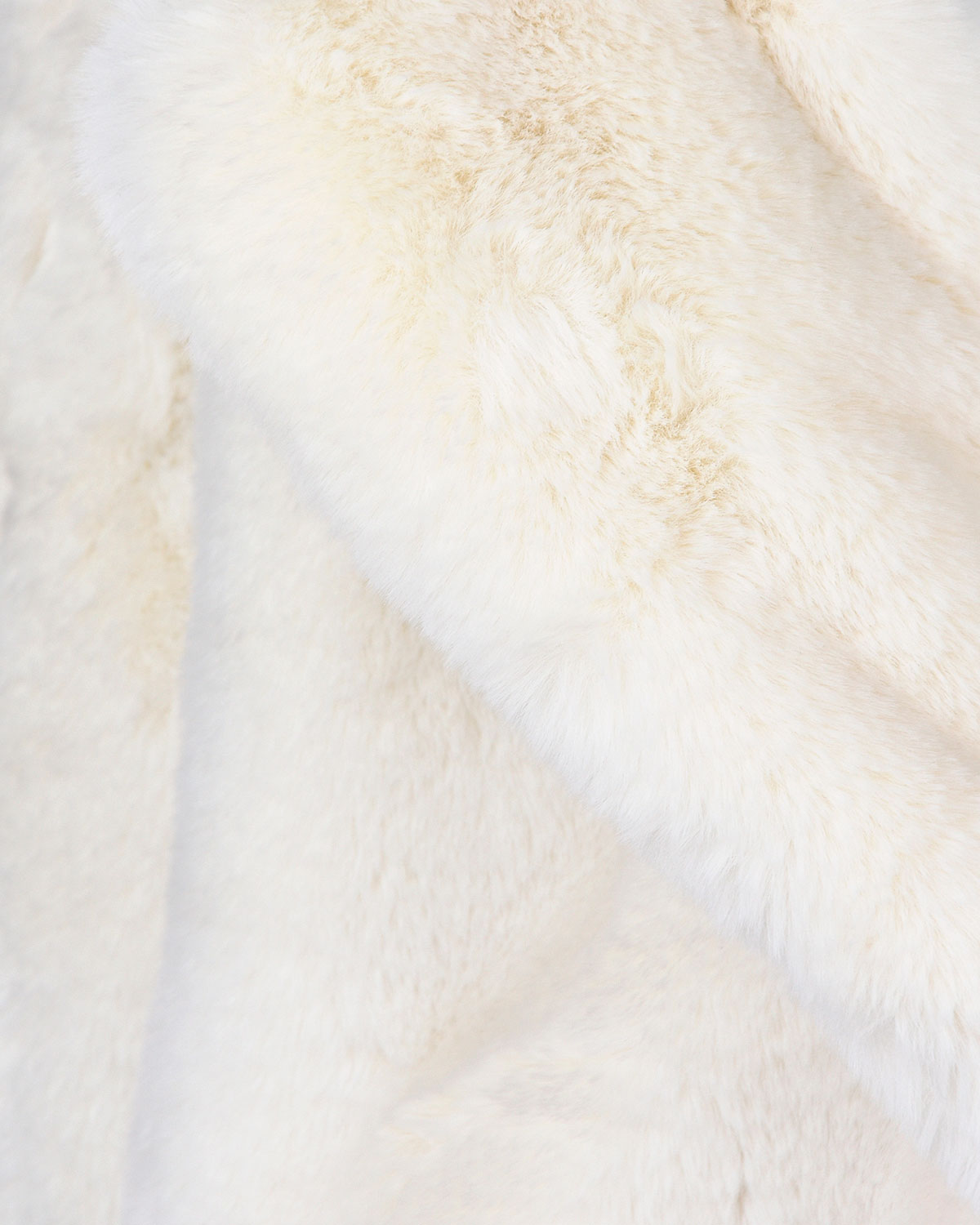 Меховое пальто с пуговицей из натурального камня Each Other, размер 40, цвет белый - фото 9