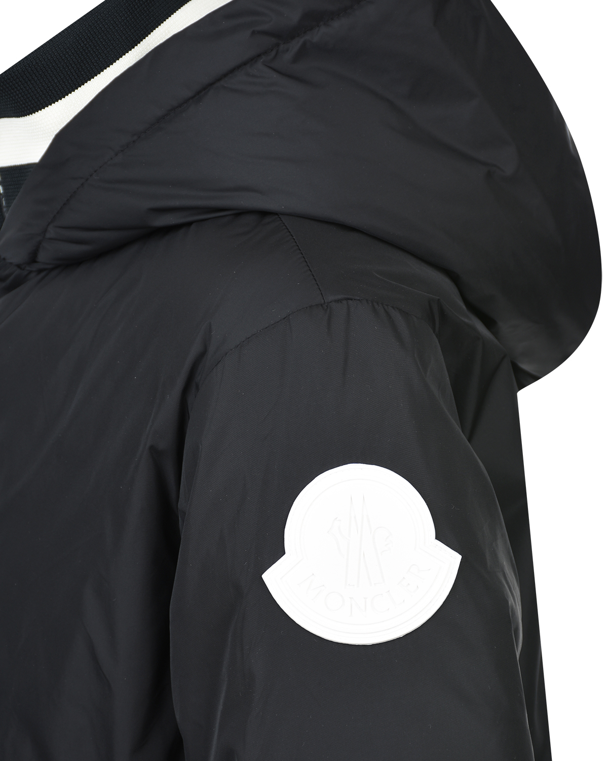 Черная пуховая куртка с капюшоном Moncler детская - фото 5