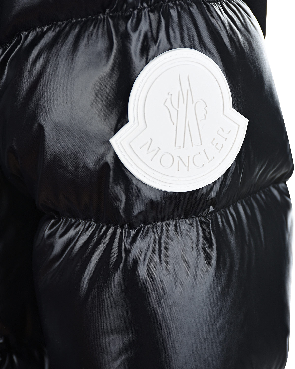Черный длинный пуховик с капюшоном Moncler детский, размер 152 - фото 3