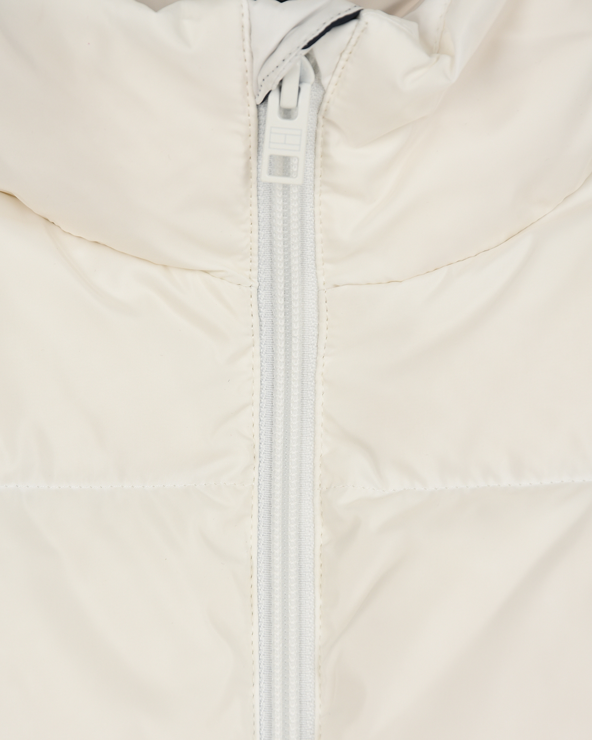 Белый стеганый пуховик Tommy Hilfiger детский, размер 152, цвет мультиколор - фото 3