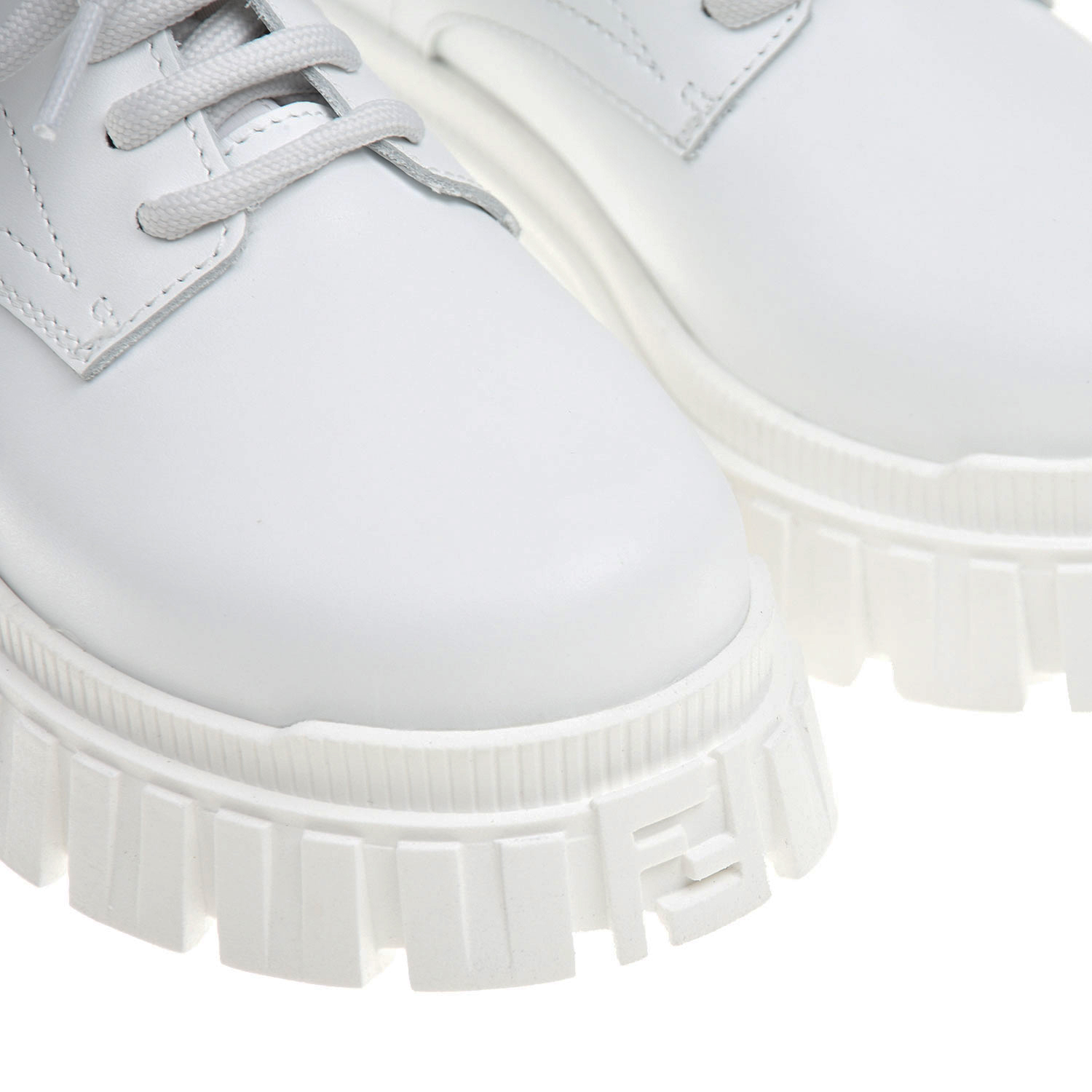 белые ботинки раст фото 44