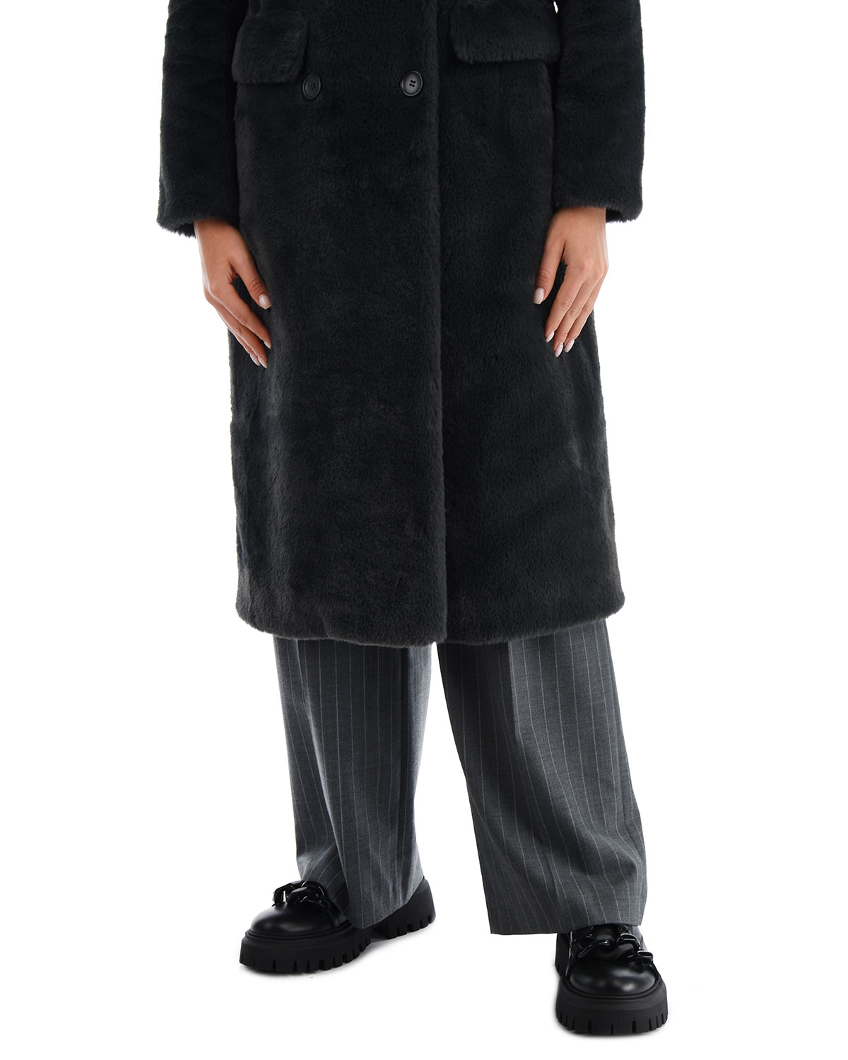 Серое пальто из эко-меха Parosh, размер 40, цвет серый - фото 11