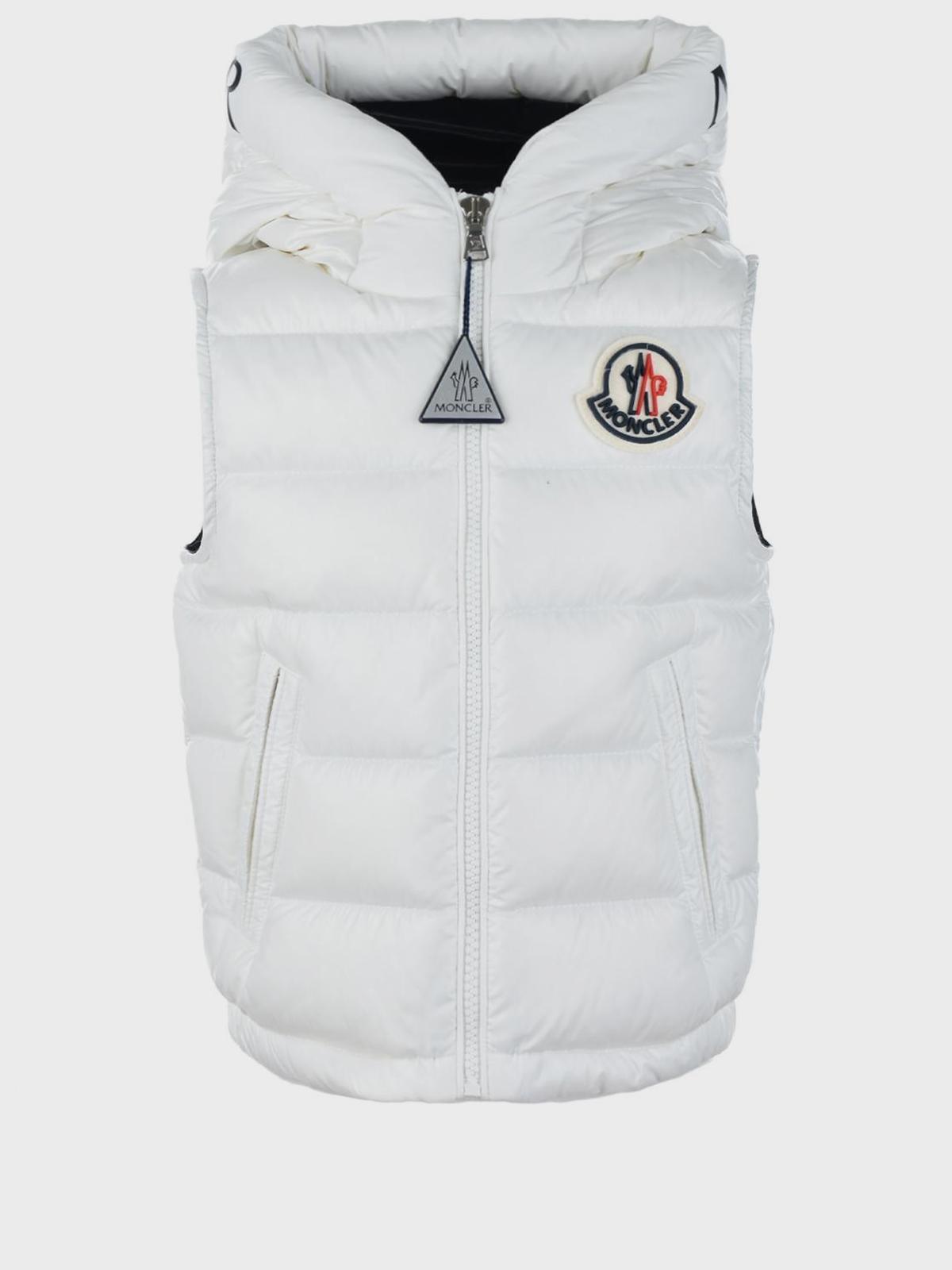 Белый пуховый жилет Moncler детский, размер 104