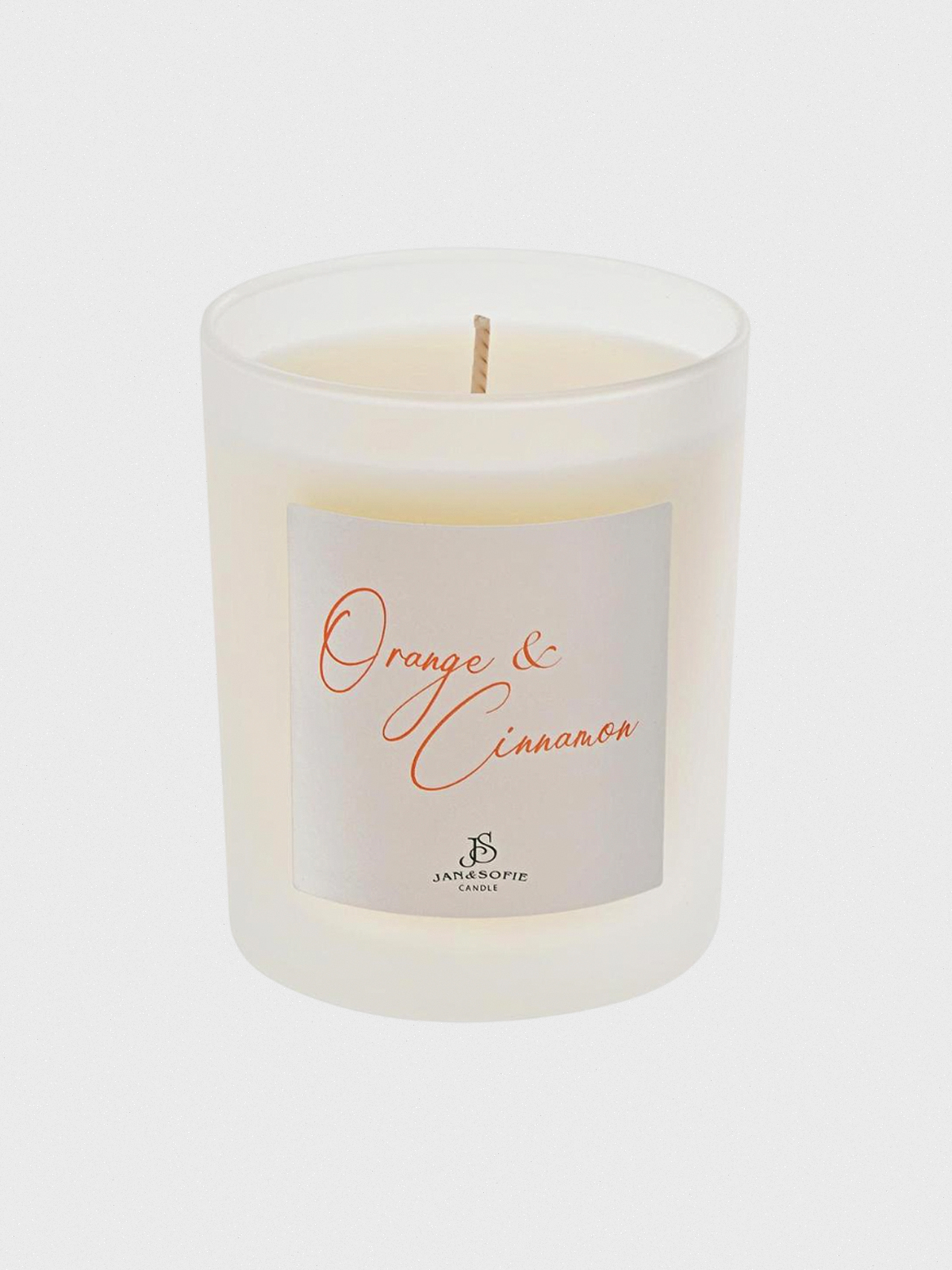 Свеча ароматическая Апельсин и корица Jan ampSofie 3003₽