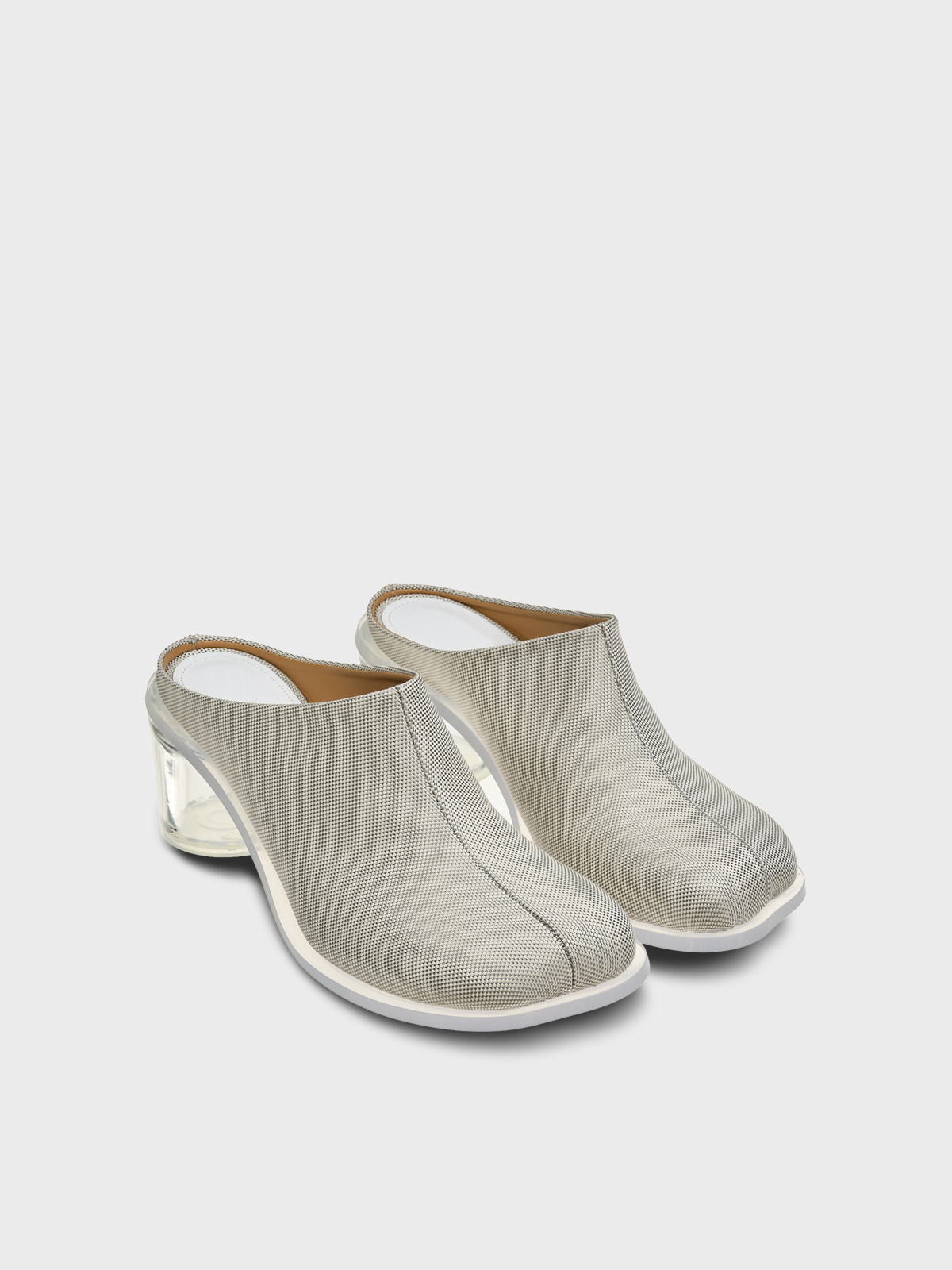 Сабо на прозрачном каблуке бежевые MM6 82000₽