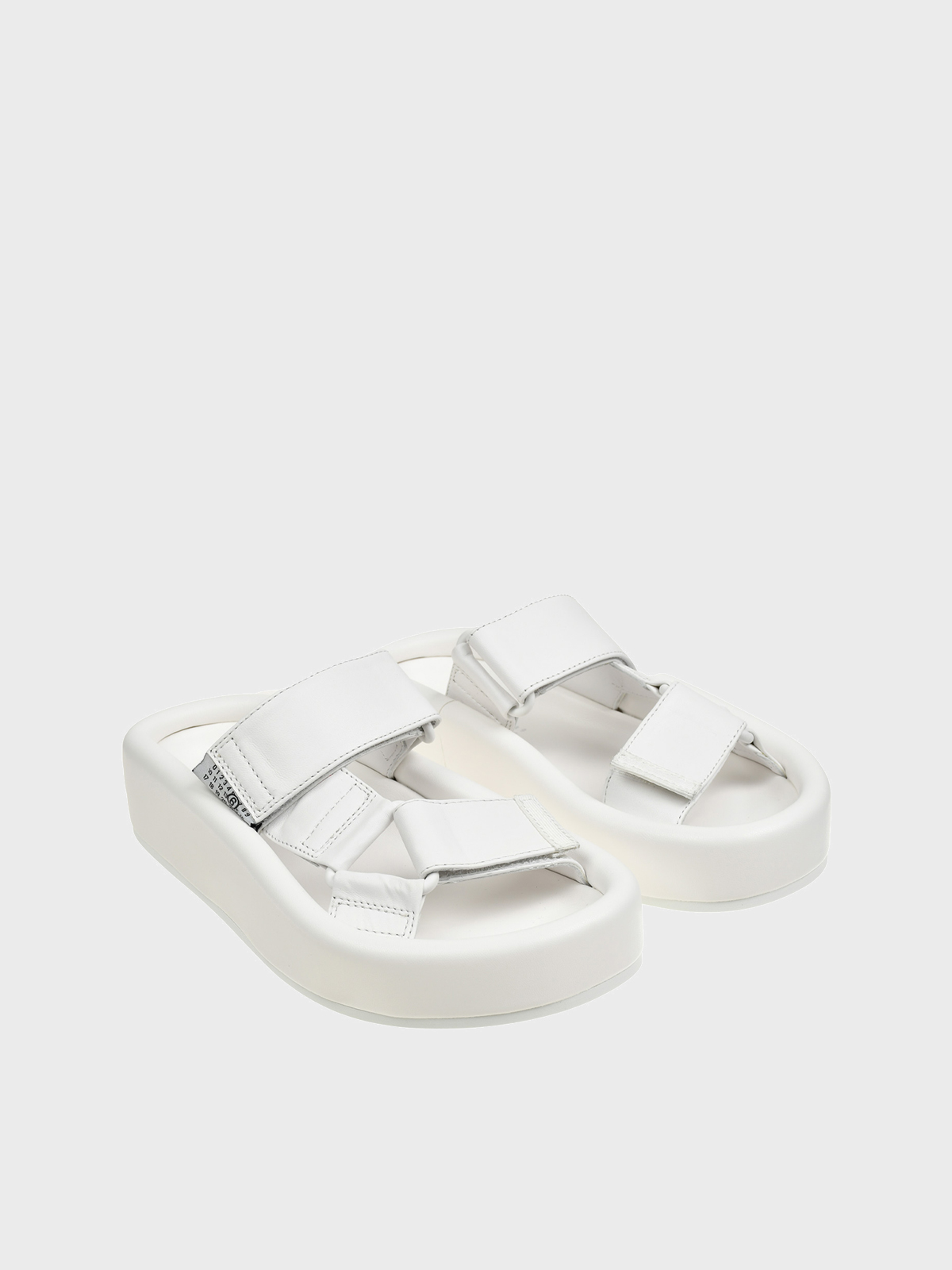 Сабо на массивной подошве белые MM6 78000₽