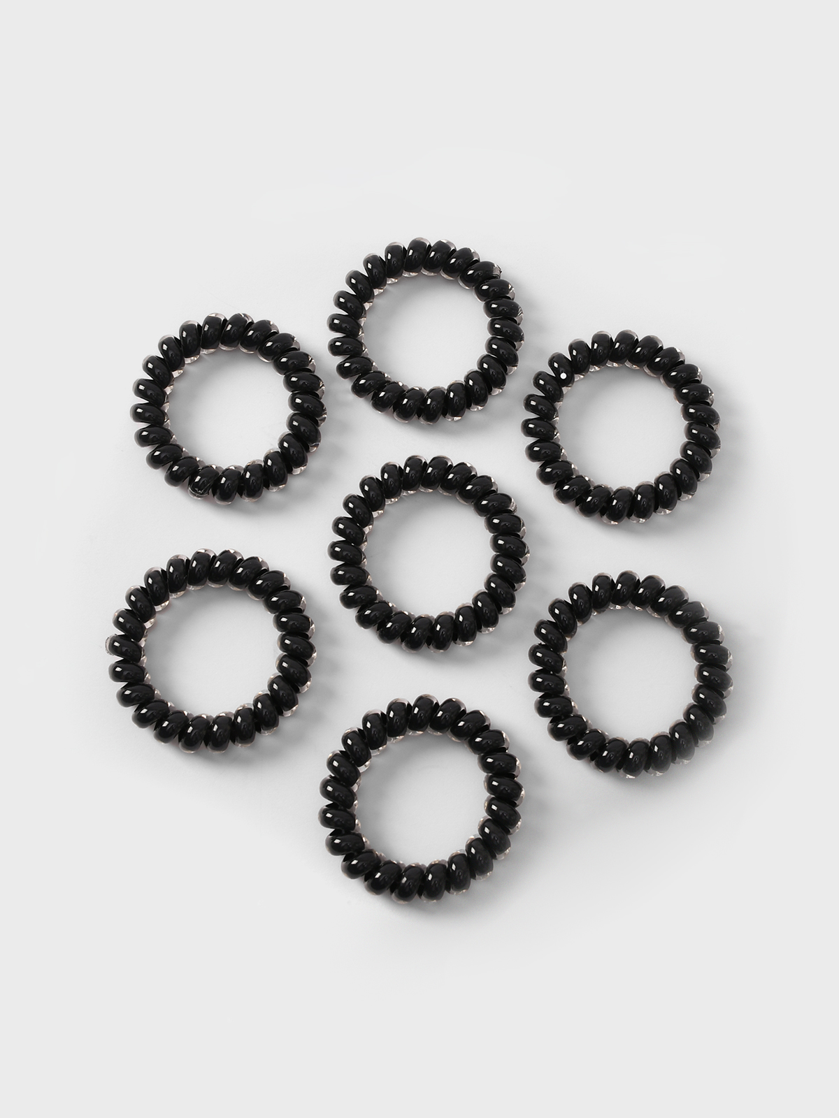 Набор резинок пружинок для волос черный 7 шт Tais 1499₽