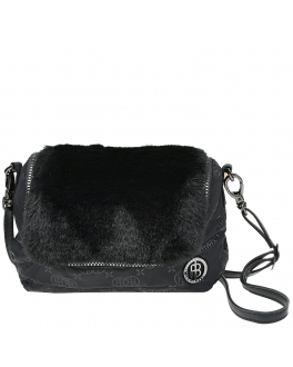 Черная сумка с отделкой эко-мехом, 19x13x11 см Poivre Blanc Черный, арт. W22-9096-WO/L BEBK BUBBLY EMB | Фото 1