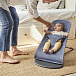 Серо-голубой шезлонг-кресло для детей Bliss Mesh Baby Bjorn | Фото 2