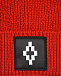 Красная шапка из шерсти с логотипом на отвороте  | Фото 3