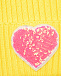 Желтая шапка с сердцем из пайеток Regina | Фото 3