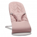 Пыльно-розовый шезлонг-кресло для детей Bliss Cotton, лепесток Baby Bjorn | Фото 1