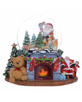 Новогодний сувенир EWAX Шар &quot;Санта с подарками возле камина&quot; 25.5x20x22.2 см  , арт. 5927 | Фото 1
