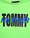 Зеленая футболка с синим логотипом Tommy Hilfiger | Фото 3